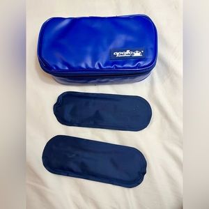 Apollo Walker travel case with cooling ice packets